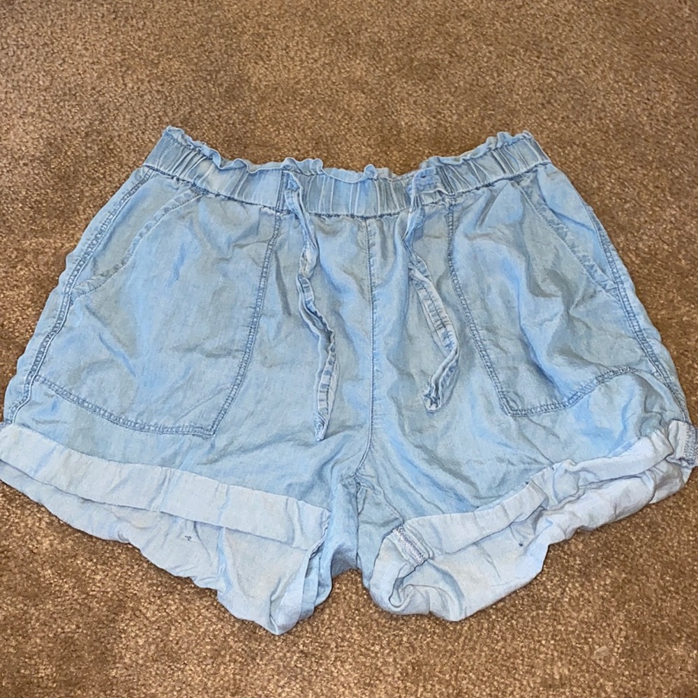 Flowy shorts